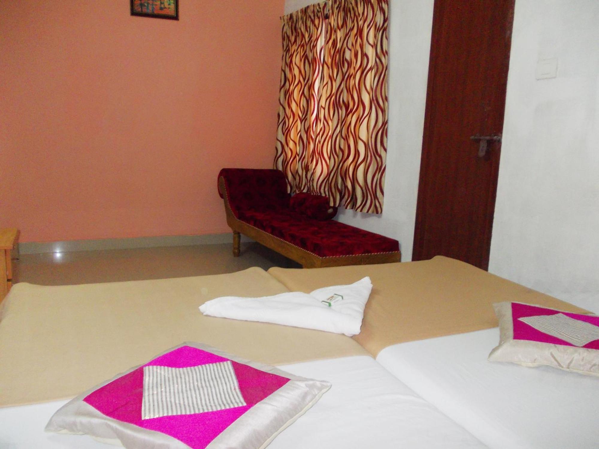 Rosegarden Homestay Fort Kochi ภายนอก รูปภาพ