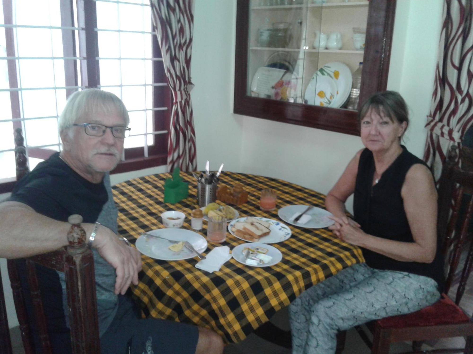Rosegarden Homestay Fort Kochi ภายนอก รูปภาพ